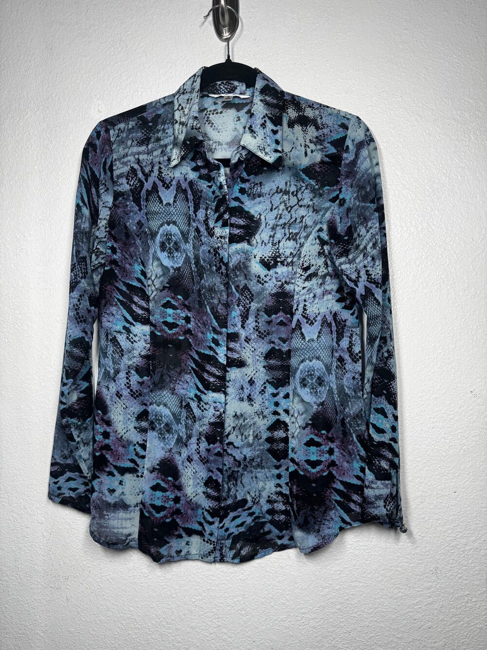 Cabi Snakeprint Top Blue Black Collared Button Front Sheer Long Sleeve Sz S
